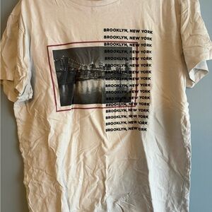 Aeropostale Brooklyn Graphic Tee white medium